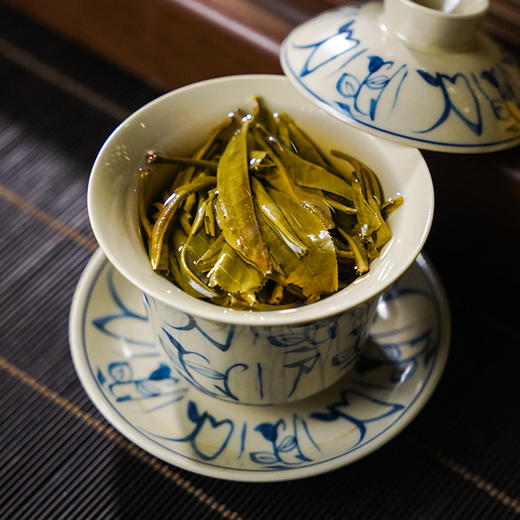 【茶王七星班章白菜青饼】2025年春茶 史诗级巨作让整个茶界为之沸腾，正统班章味班章韵中国制茶大师多年心血结晶 商品图5