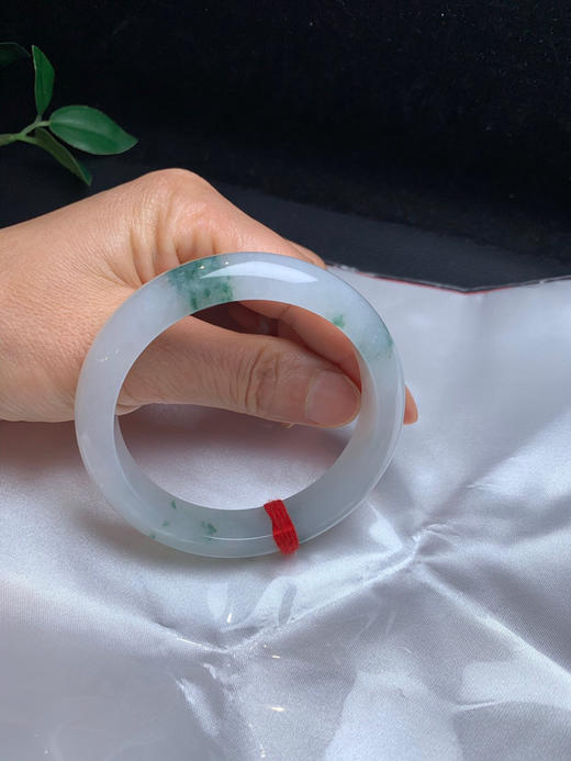 620043，57.5冰飘花手镯，清新白底，飘蓝花，干净清新 商品图5