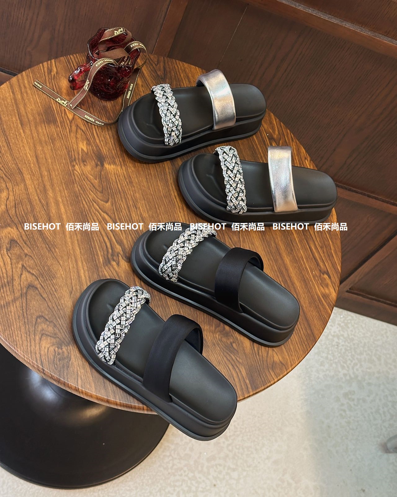 新品女士拖鞋671B52597（W）