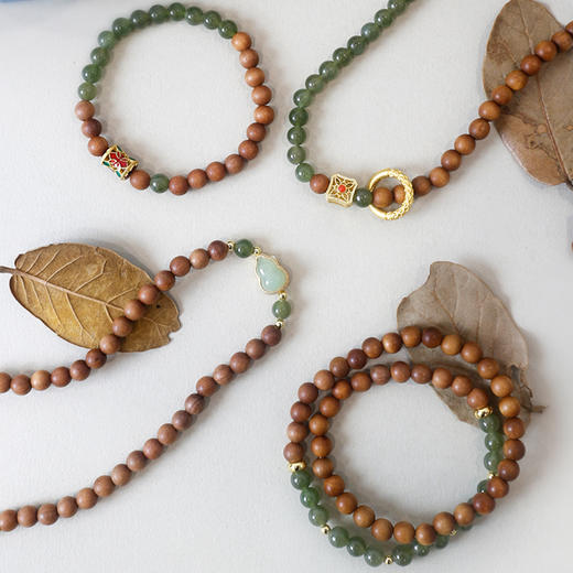 【优雅新中式系列】BAOFANDI宝梵迪新中式系列和田玉檀香木手链【礼袋+礼盒+保养卡+证书】 商品图5