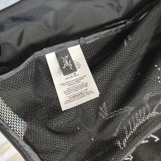 点此购买 始祖鸟收纳包手提可单肩斜挎双面包 qk 319596 商品图6