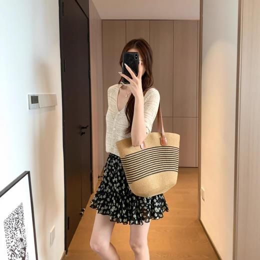 唯美浪漫！2025珍珠雪纺数码印花三角打褶A字版松紧腰碎花短裙！ 商品图2