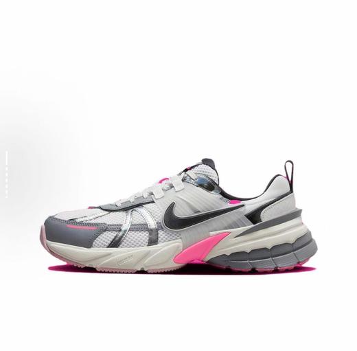 复古与舒适完美融合~超爱的宝藏鞋子  Nike V2K Run 网面透气运动鞋 质感满满  上脚轻便舒适，无敌百搭 越看越好看系列，时髦精千万别错过！ 商品图2