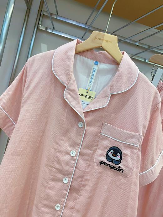 松植屋情侣款口袋小企鹅刺绣双层纱纯棉短袖长裤纱布睡衣套装男女款家居服 商品图1