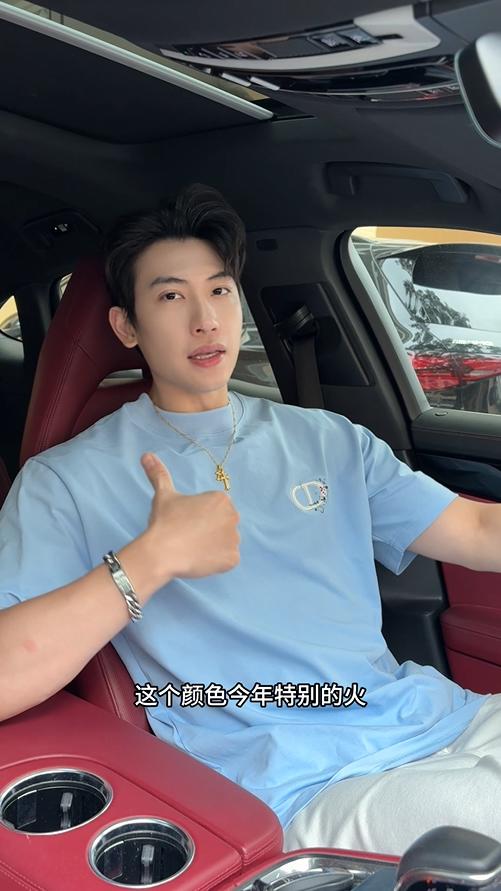 T3560夏季高级感新款韩版设计感刺绣字母圆领短袖T恤百搭宽松简约上衣 商品图0