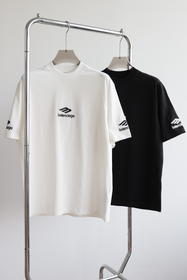 B.L.C.G 三标刺绣 情侣款 宽松圆领短袖T恤 TX499