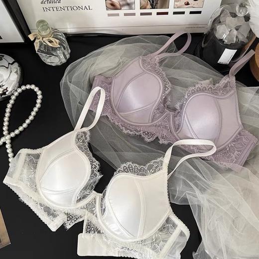 「🔥法式蕾丝×缎面质感，性感加倍！💃聚拢上托不跑位，甜辣内衣让你自信爆棚✨」法式缎面蕾丝性感有钢圈薄内衣套装 聚拢文胸 上托收侧乳防下垂甜辣 商品图1