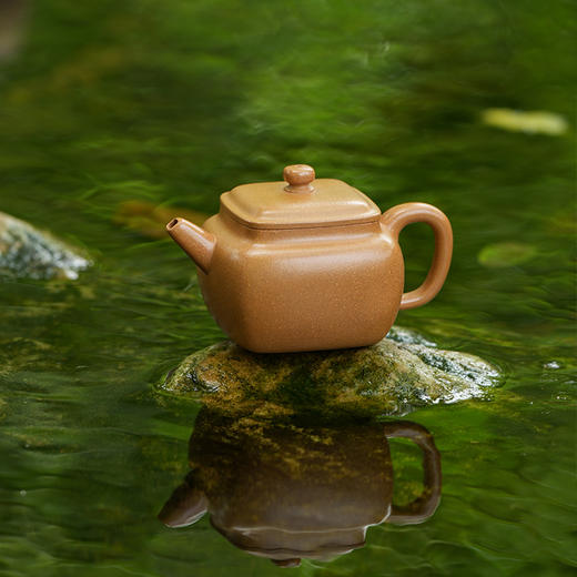 龙德堂陶艺 徐飞制《雅方》原矿金砂段 170cc 库存请咨询客服 商品图0