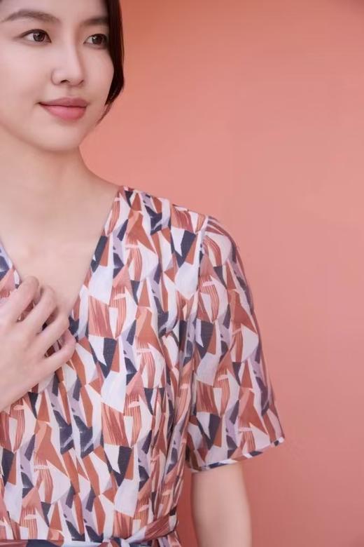 睐 马列维奇梦幻集合连衣裙 商品图2