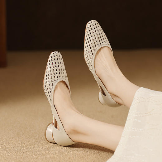 【预售5天】羊皮包头凉鞋女软皮软底皮鞋女夏新款真皮镂空网面透气不闷脚女鞋LG&714-1216 商品图1