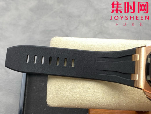 爱彼TK皇家橡树离岸计时26401系列 皇家橡树黑金 男士腕表 商品图8