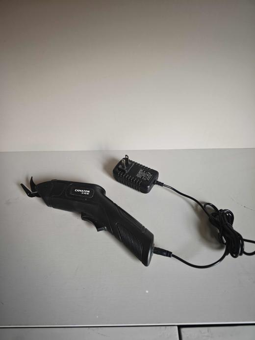 【货号03328】手持式插电剪刀锂电裁布剪插电插电裁布剪刀裁缝剪布刀缝纫切布机 商品图2