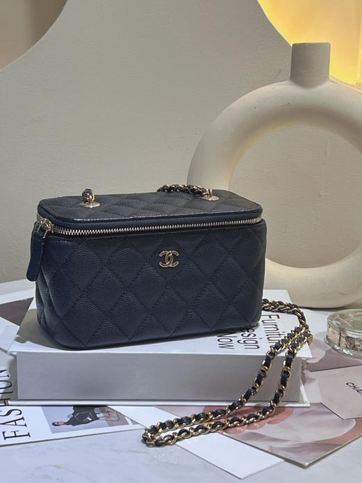 正品二手 Chanel 荔枝纹牛皮 黑金 woc 化妆包 商品图0