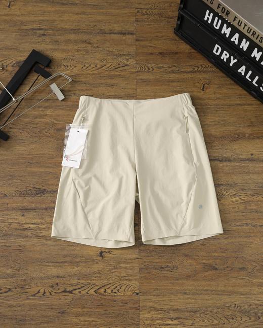 点此购买 lululemon露露夏季男士运动短裤 LL 319637 商品图3