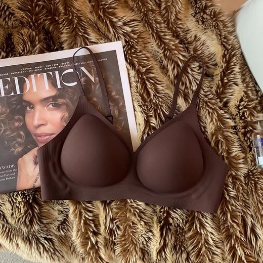 【2025黑科技果冻条上线】🔥小胸必入的抗菌无痕内衣！聚拢显大不空杯，托举收副乳防下垂，机洗百次依旧零感支撑💎健康舒适美一整天✨日本无痕内衣 抗菌小胸聚拢显大 新款果冻条 上托收副乳防下垂文胸 商品图8