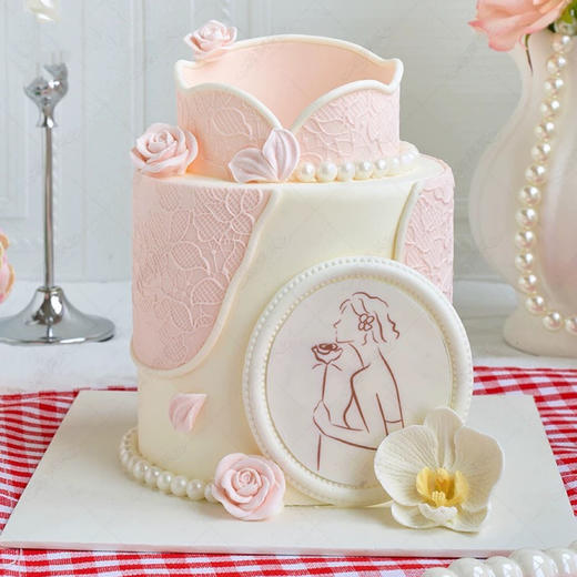 锦绣芳华旗袍蛋糕 商品图0