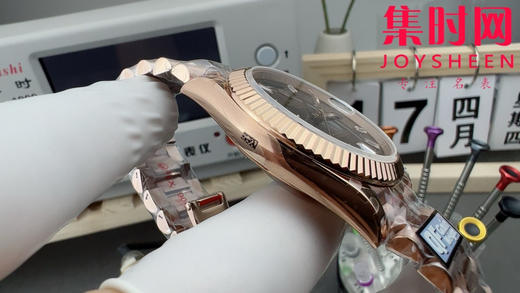 QF配重版 咖啡面 劳力士星期日历型系列 日志40mm 商品图3