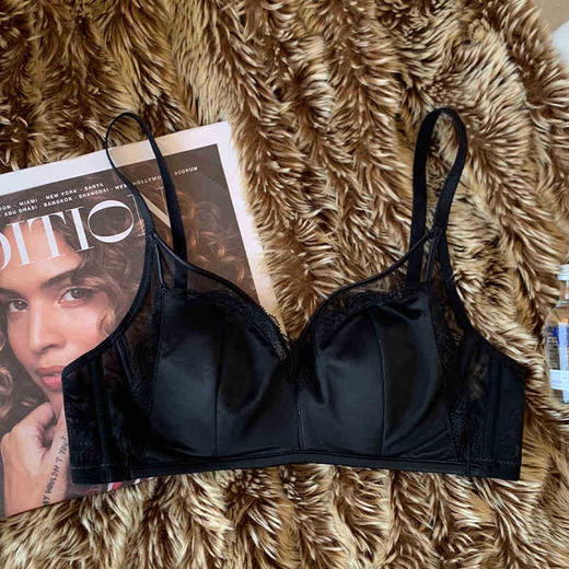 【法式优雅，轻盈舒适】大胸显小的秘密💖复古蕾丝+桑蚕丝内里✨透气不压胸，兔耳朵设计超减龄😍 商品图8