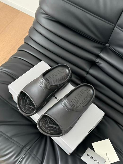 Crocs x  Balenciaga巴黎世家 平跟套脚拖鞋（HC） 商品图1