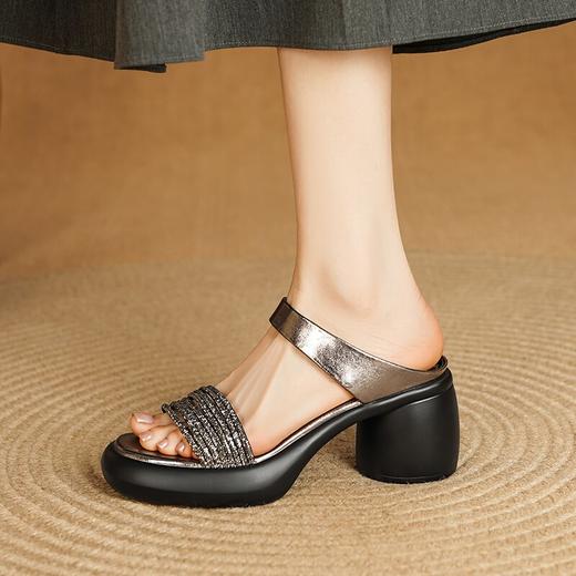 【预售5天】超软真皮水钻凉鞋女款新款夏季外穿凉拖鞋厚底高跟鞋一字拖MLD&AM936 商品图1