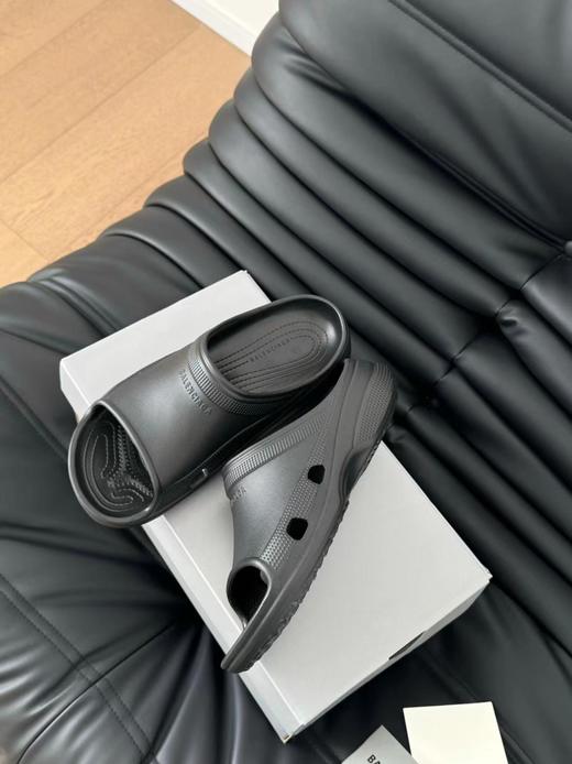 Crocs x  Balenciaga巴黎世家 平跟套脚拖鞋（HC） 商品图4
