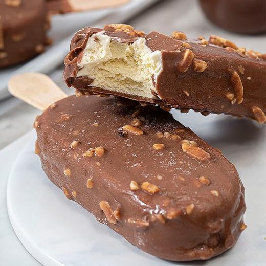 【悦惠精选】MM扁桃仁黑巧克力脆皮香草味冰淇淋756g 商品图1