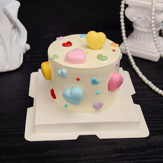 ins风简约七彩爱心蛋糕 商品图0