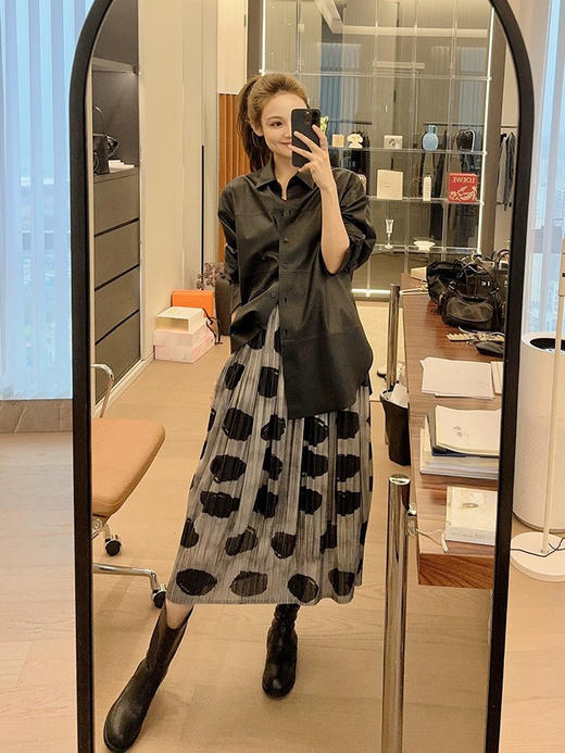 直发 柜上1800+三宅 气质波点半身裙中长款 褶皱花苞裙 商品图2