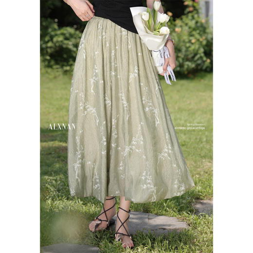 鹿向南「绿意雅致」森系印花绿色花苞半身裙女夏季小个子长款裙子L53609 商品图2