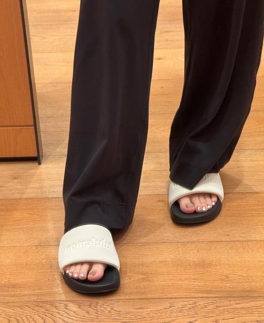 贵值得从未体验过的舒适lulu Restfeel Slide凉拖 商品图2