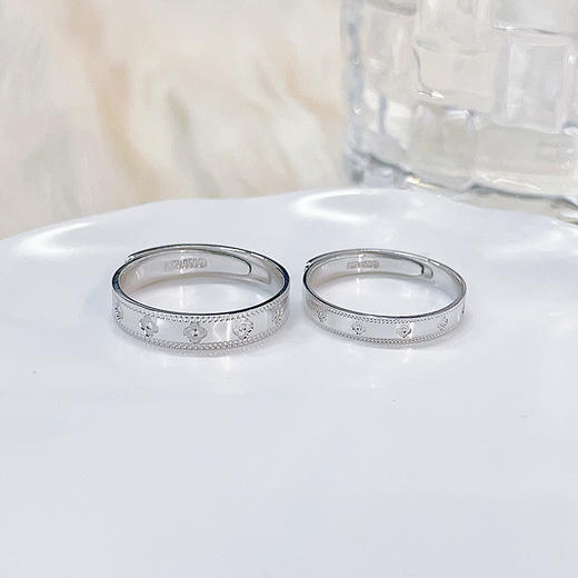 【限时8.8折】【线上铂金馆】PT950 #情侣日常 铂金实心活口戒指幸运四叶草图案情侣戒万花筒对戒/对(PTQLJ00008)预售产品下单后不退款不退货不换货不补差价) 商品图2