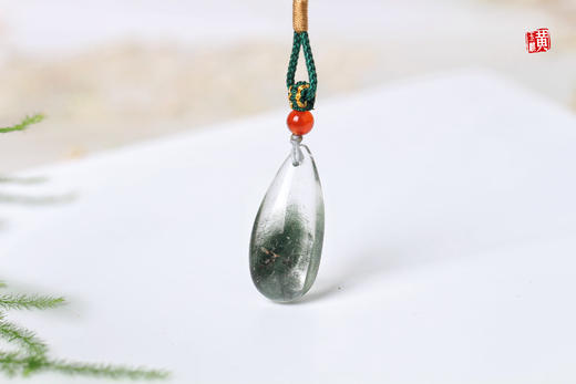 绿幽灵水晶吊坠  配精美挂绳 商品图0