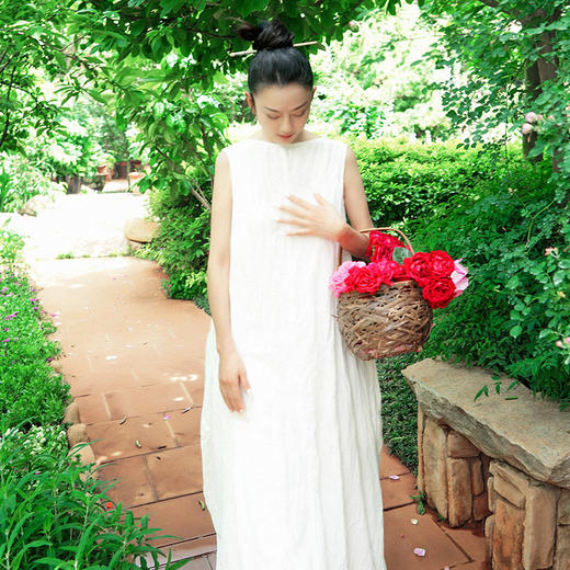 仙气飘飘连衣裙 | 杨丽萍同款 | 白色系美裙 | 现货加急发 商品图0