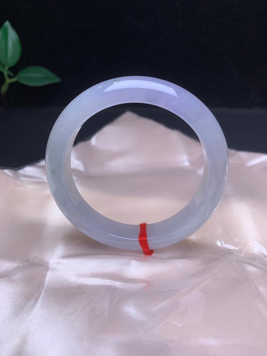 620062，52.8冰紫正圈手镯，冰底，一截粉紫底，一截还飘了一点点花色，纯净清新 商品图0