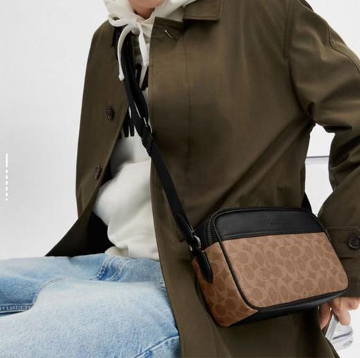 COACH 卡其色配黑色男士斜挎包 商品图2
