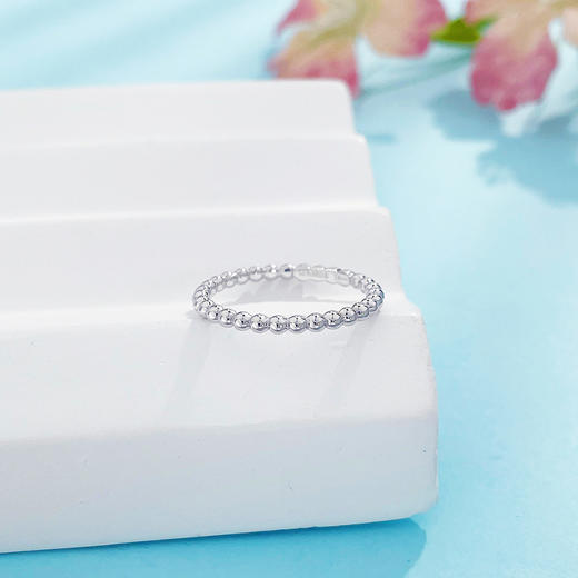 【限时8.8折】【线上铂金馆】PT950 铂金实心光珠戒指滚珠圈戒 叠戴更时尚（面宽约1.7-2.1mm）(PTJZ00021)预售产品下单后不退款不退货不换货不补差价) 商品图1