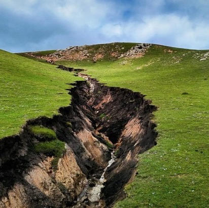 清明3天【大青山徒步 立减50元】漫步塞尔达の美林谷-大青山-勃隆克沙漠-三天徒步33公里 商品图2