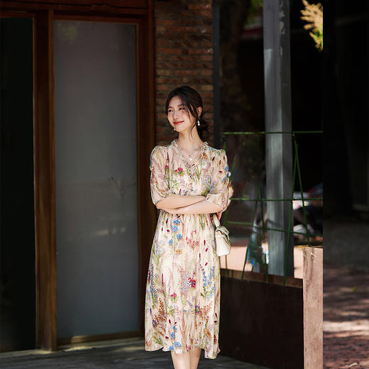 丁摩 春夏女装新款立体印花植物印花100%桑蚕丝收腰气质连衣裙5ZF-90494 商品图3
