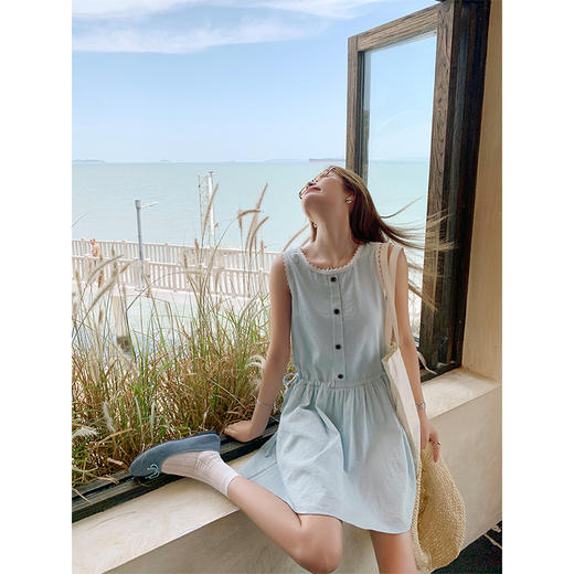 <曾小咸推荐> 韩系减龄抽绳无袖背心连衣裙 商品图2