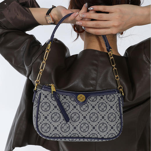 【预售3天】包包女新款潮2025复古老花腋下包高级感法棍包小众女士链条单肩包L6072 商品图4