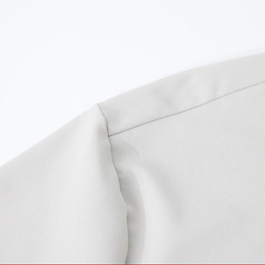 【新品上新】HX 夏季翻领短袖合体T恤桑蚕丝S102522453101 商品图4