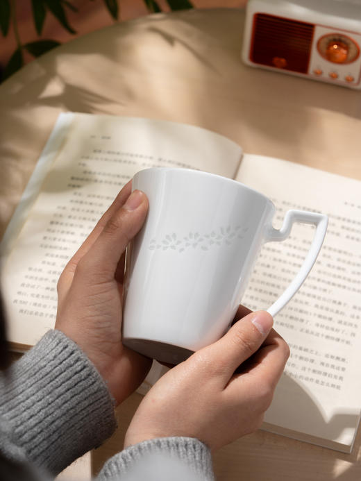 景德镇富玉陶瓷玉兰花马克杯高级感轻奢高颜值玲珑瓷茶杯高档精致礼盒装 商品图2