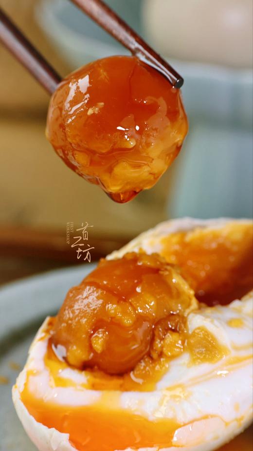 一蛋双黄！好事成双【双黄咸蛋】端午节爆款 双黄蛋礼盒 咸度刚刚好 空口吃也不齁 松沙流油 咸淡适中 香醇可口 老幼皆宜 商品图0