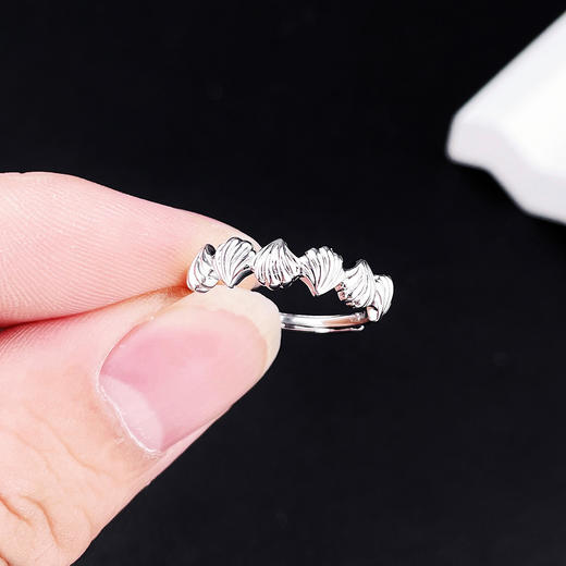 【限时8.8折】【线上铂金馆】PT950 海洋系列【国际铂金协会】铂金活口贝壳戒指(BJZ00152)预售产品下单后不退款不退货不换货不补差价) 商品图2