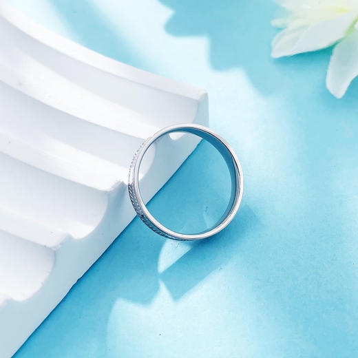 【限时8.8折】【线上铂金馆】PT950 铂金实心固口CNC猫眼圈戒（面宽约3.3-3.7mm）(PTJZ00028)预售产品下单后不退款不退货不换货不补差价) 商品图3