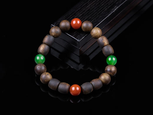 XY0351沉香+碧玉南红四季平安手串 商品图0