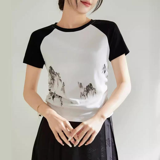 百媚生 棉质国风水墨画插肩袖圆领褶皱修身短袖t恤1375 商品图1