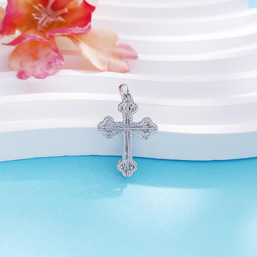 【限时8.8折】【线上铂金馆】PT950 #复古风 #绕线 【国际铂金协会  精品】铂金镂空绕线信仰守护十字架吊坠(BDZ00241)预售产品下单后不退款不退货不换货不补差价) 商品图2