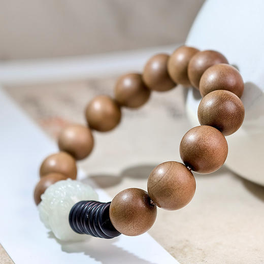 易祈吉祥五行补木系列老山檀香手链和田玉饰品送礼手串礼物 商品图3