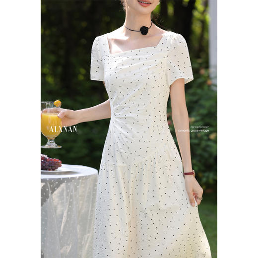 【65折秒杀】鹿向南「南法少女」优雅法式短袖波点连衣裙女夏复古收腰方领长裙DYL661831 商品图3